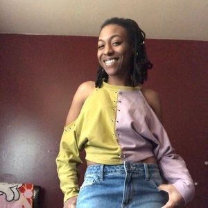 Meet your Posher, Monique